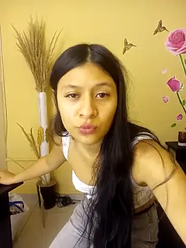 BrendaRojas_'s cam snapshot