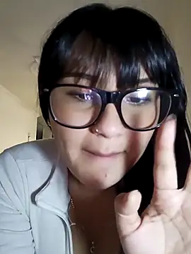 Nicky-7 live sex cam