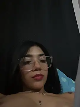 ElaRose_12's cam snapshot