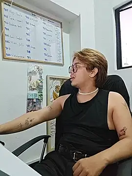 benji_vampire live sex cam