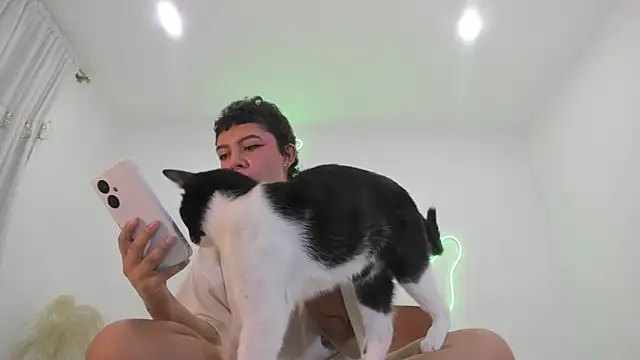 hardcoreheat_ind's cam snapshot