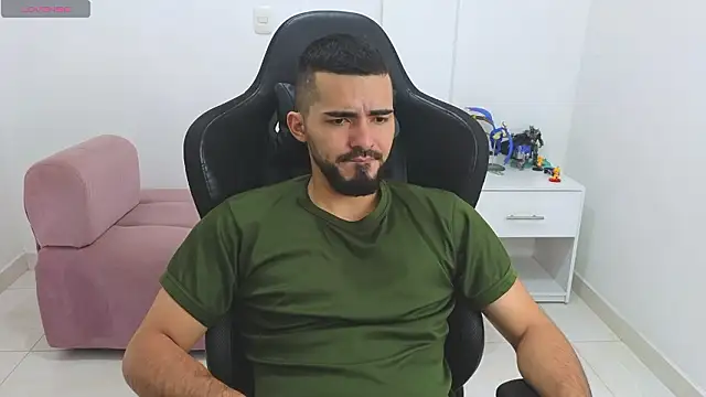 Massimoo_07 live sex cam