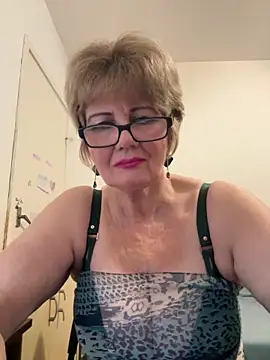 BoloshkaBlonda live sex cam