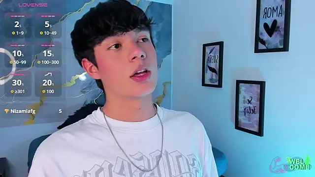 Isaac_Kurtt live sex cam