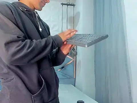 MattFiore live sex cam