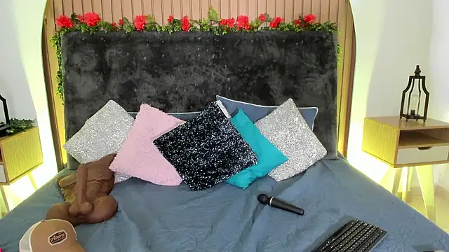 Karlagonzales_'s cam snapshot