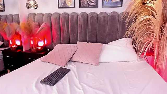 Megan__Monroe__'s cam snapshot