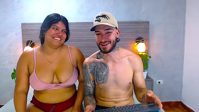 Paulina_And_Tayron's cam snapshot