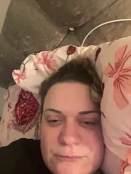 Piper_Milf_36's cam snapshot