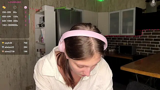 ChrisAmott live sex cam