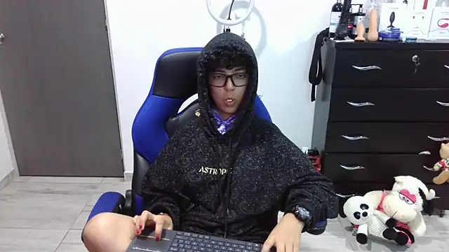 thomascooper7 live sex cam