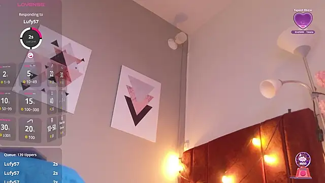 cutielittleebonyy's cam snapshot