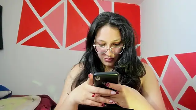 abril_onnel's cam snapshot