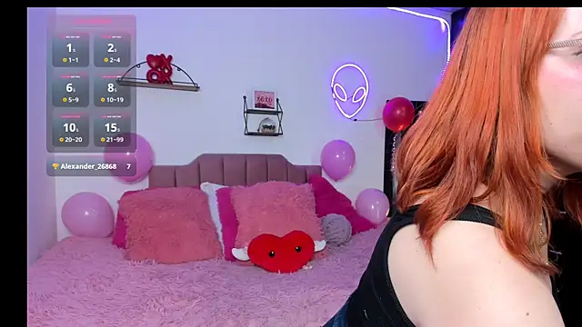 Nina_curves's cam snapshot