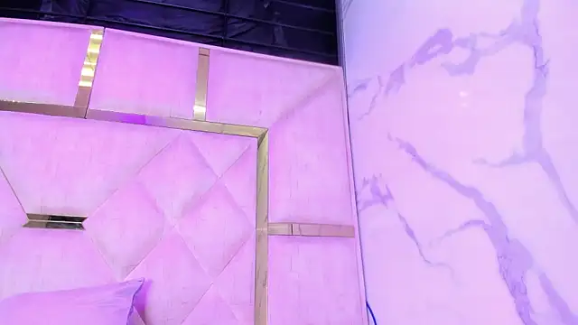 Vaneline2's cam snapshot