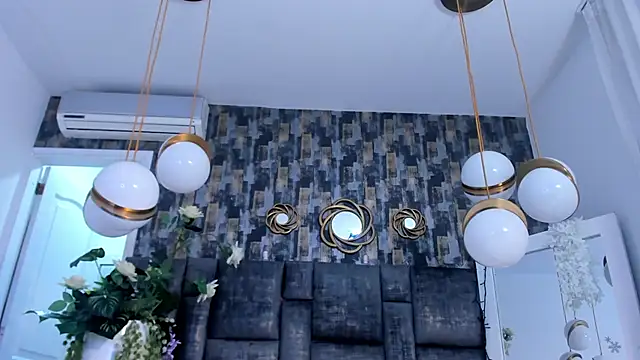 MiiaTauro's cam snapshot