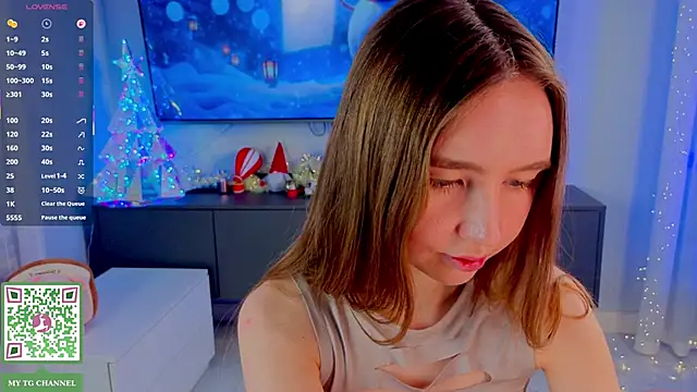 ElfredaTupy's cam snapshot