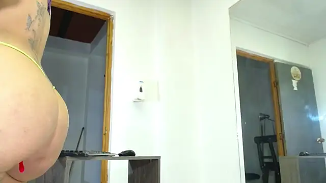 SWEETKAREN live sex cam