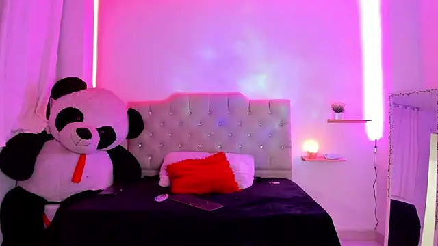 eimyy_rouse's cam snapshot