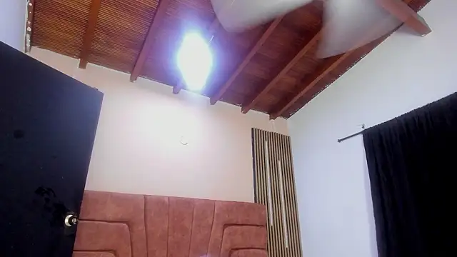 MATHY_ROBERT live sex cam