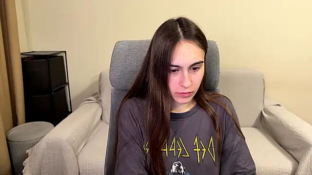 AliceKolltt live sex cam