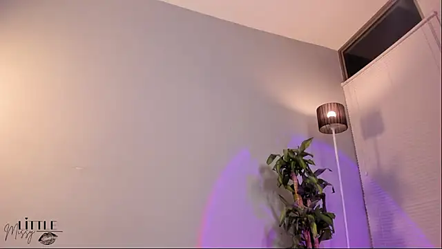 ALittleMissy's cam snapshot