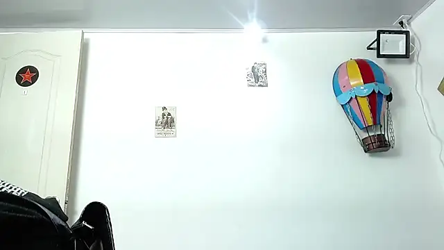 lili_roussi live sex cam