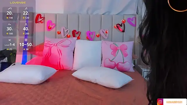 Abbye_blue01's cam snapshot