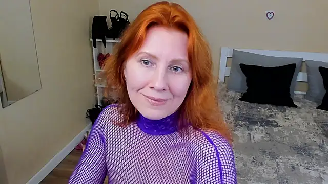 FoxySophia live sex cam