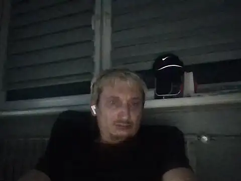 rastamalin@xh's cam snapshot