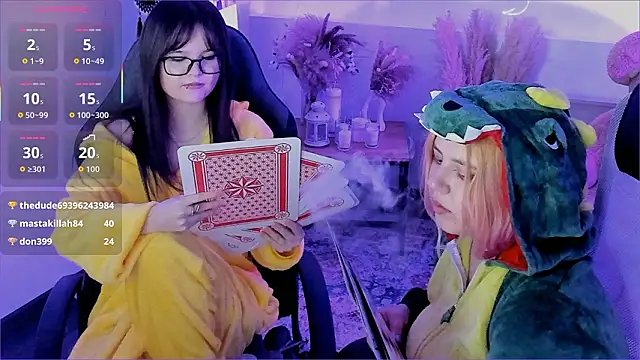 Elainebeness live sex cam