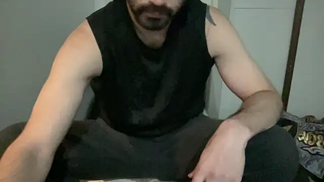 alphajoshkosh's cam snapshot