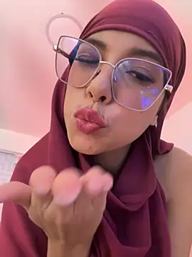 naishaa_'s cam snapshot