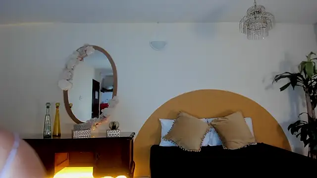 liaa_moretti_'s cam snapshot