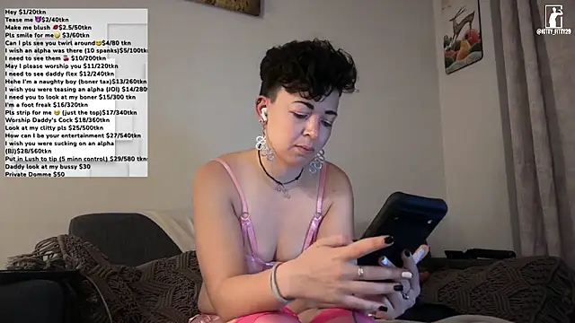 kittyfitty29's cam snapshot