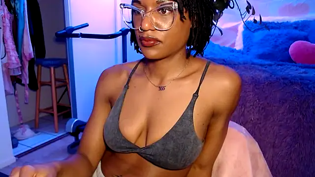 CocoSage's cam snapshot