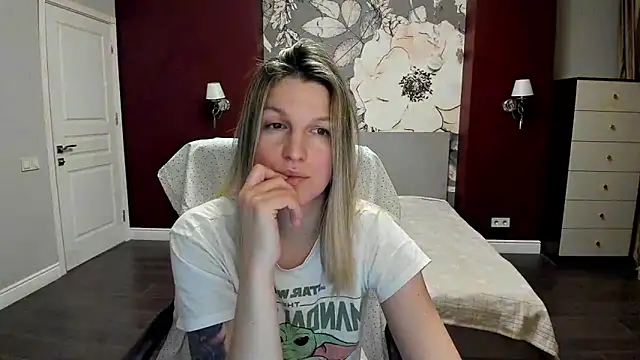 EmilyWalkeri live sex cam