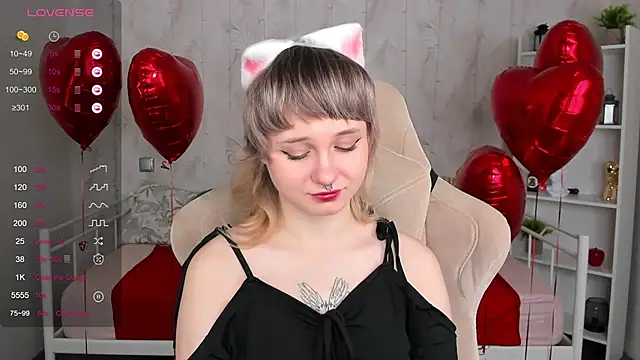 Tori_Cutie's cam snapshot