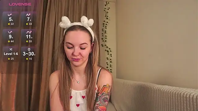 AricaPetties's cam snapshot