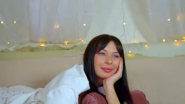 AlexandraBloom live sex cam