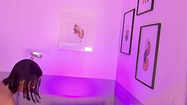 cutepetitee's cam snapshot