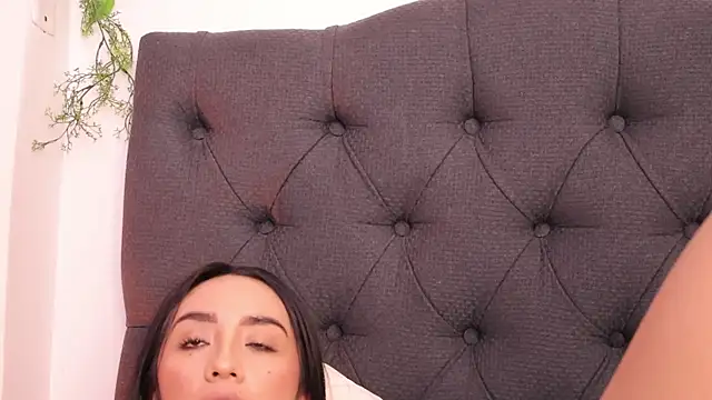 ana_riveros's cam snapshot