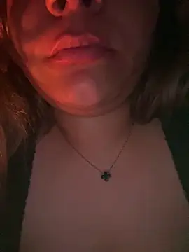 Brandi_Love32's cam snapshot