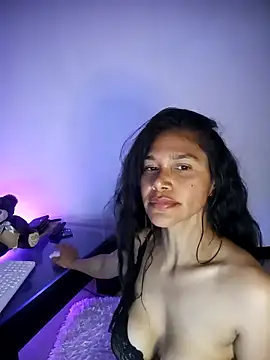 _aish_a live sex cam