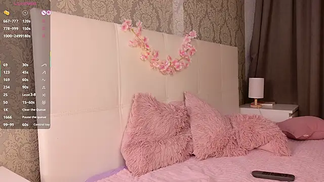 little_poetryyy live sex cam