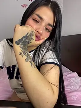 sophyy_white's cam snapshot