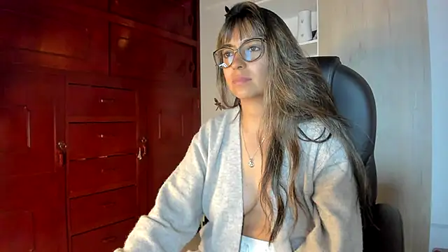 Isabellaa22_1's cam snapshot