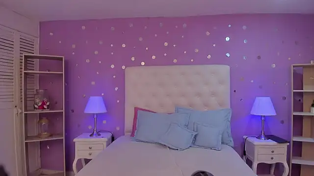 Goldentemptation_'s cam snapshot