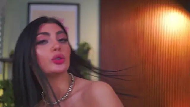 RavennaDArcy live sex cam