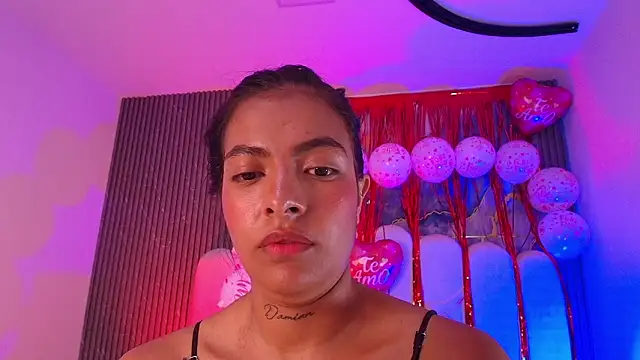 hot_dione's cam snapshot